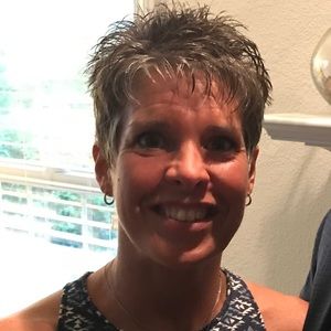 Meet your Posher, Becca